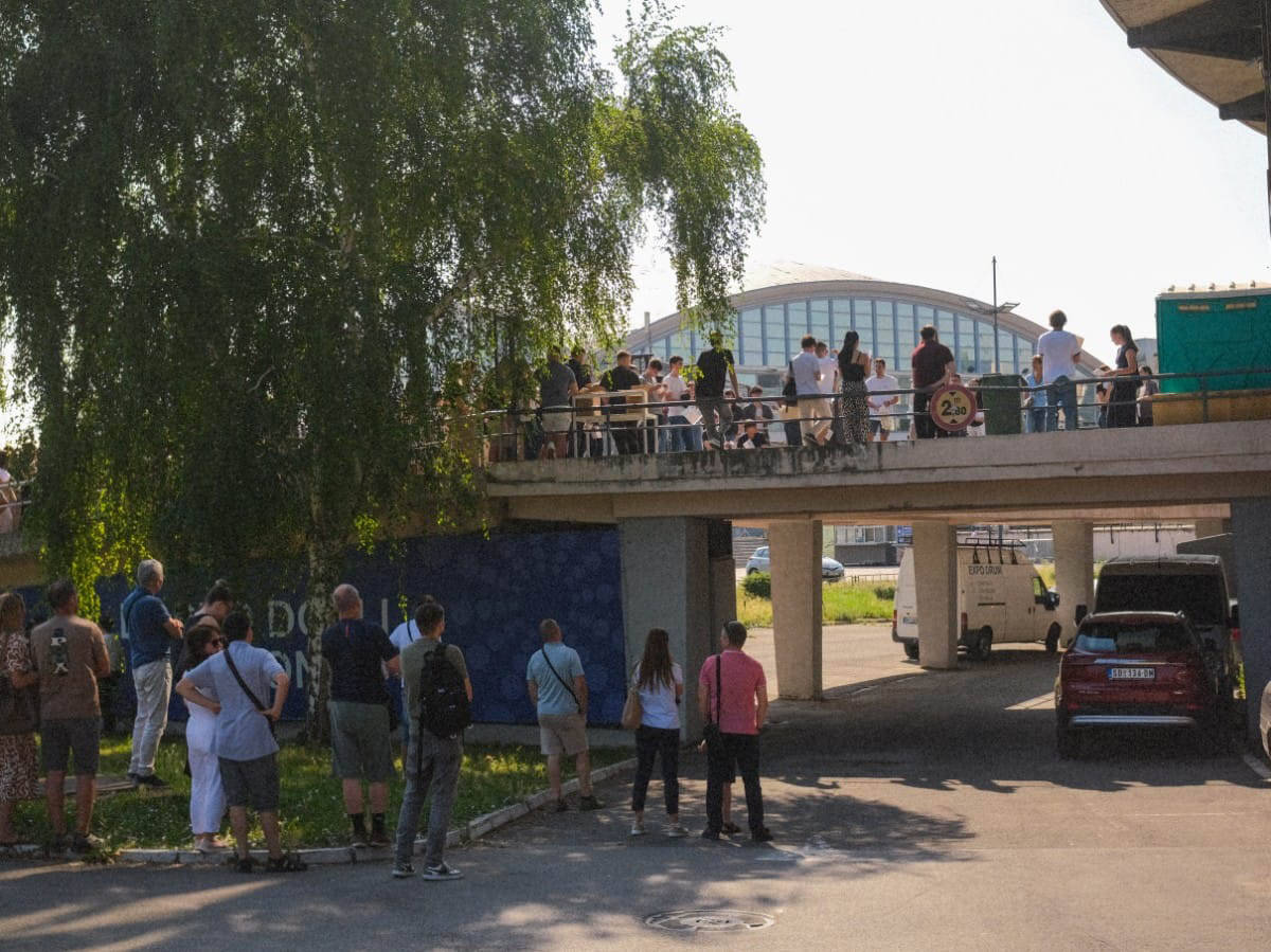 Prijemni ispit iz matematike FON na Beogradskom sajmu (2).jpg