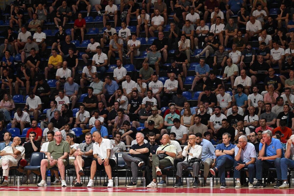 Velika posećenost trenerske klinike UKTS Dušan Ivković