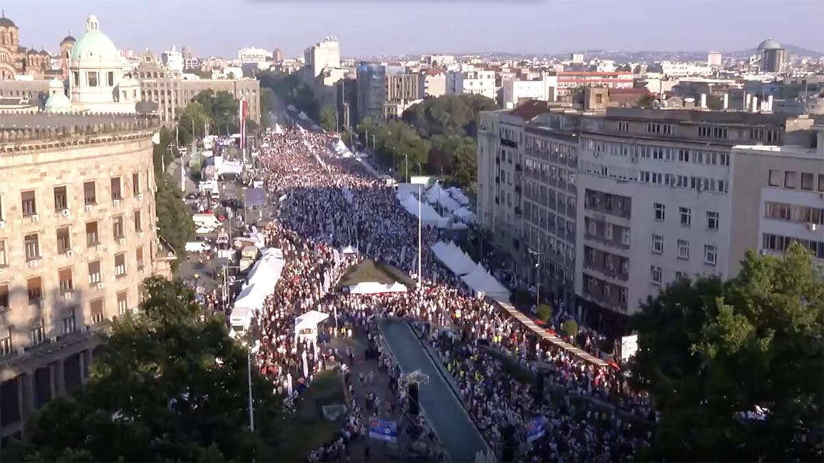 Srbija jedna porodica 3.jpg