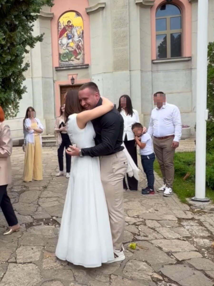 Bivši zadrugar se verio i oženio u istom danu, a mlada već trudna: Po izlasku iz rijalitija dobio brata