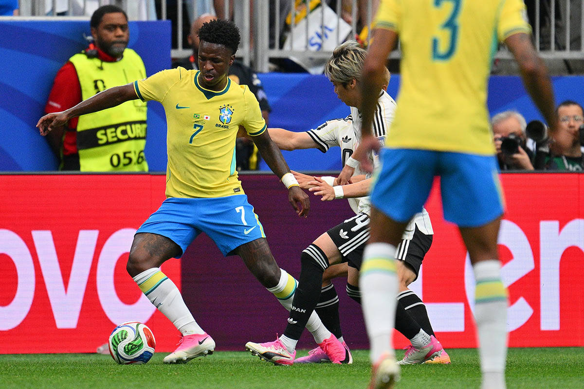 Brazil - Japan 10.jpg