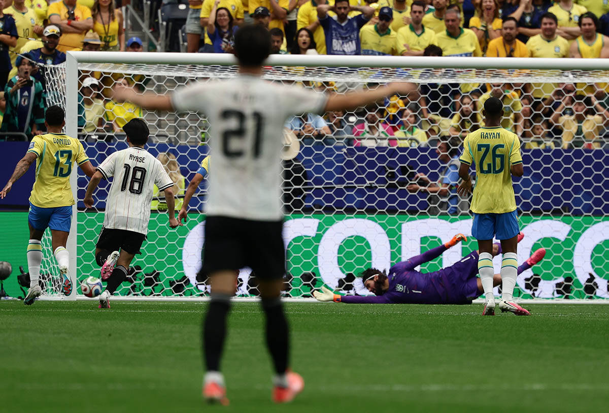 Brazil - Japan 18.jpg