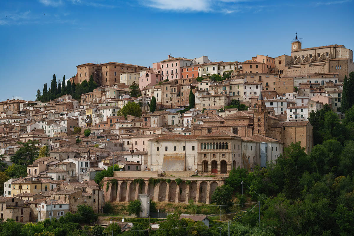 Abruco, Italija