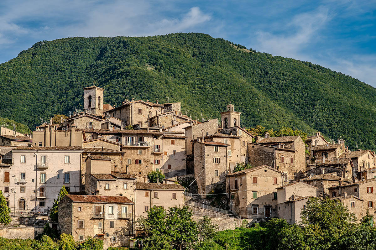 Abruco, Italija
