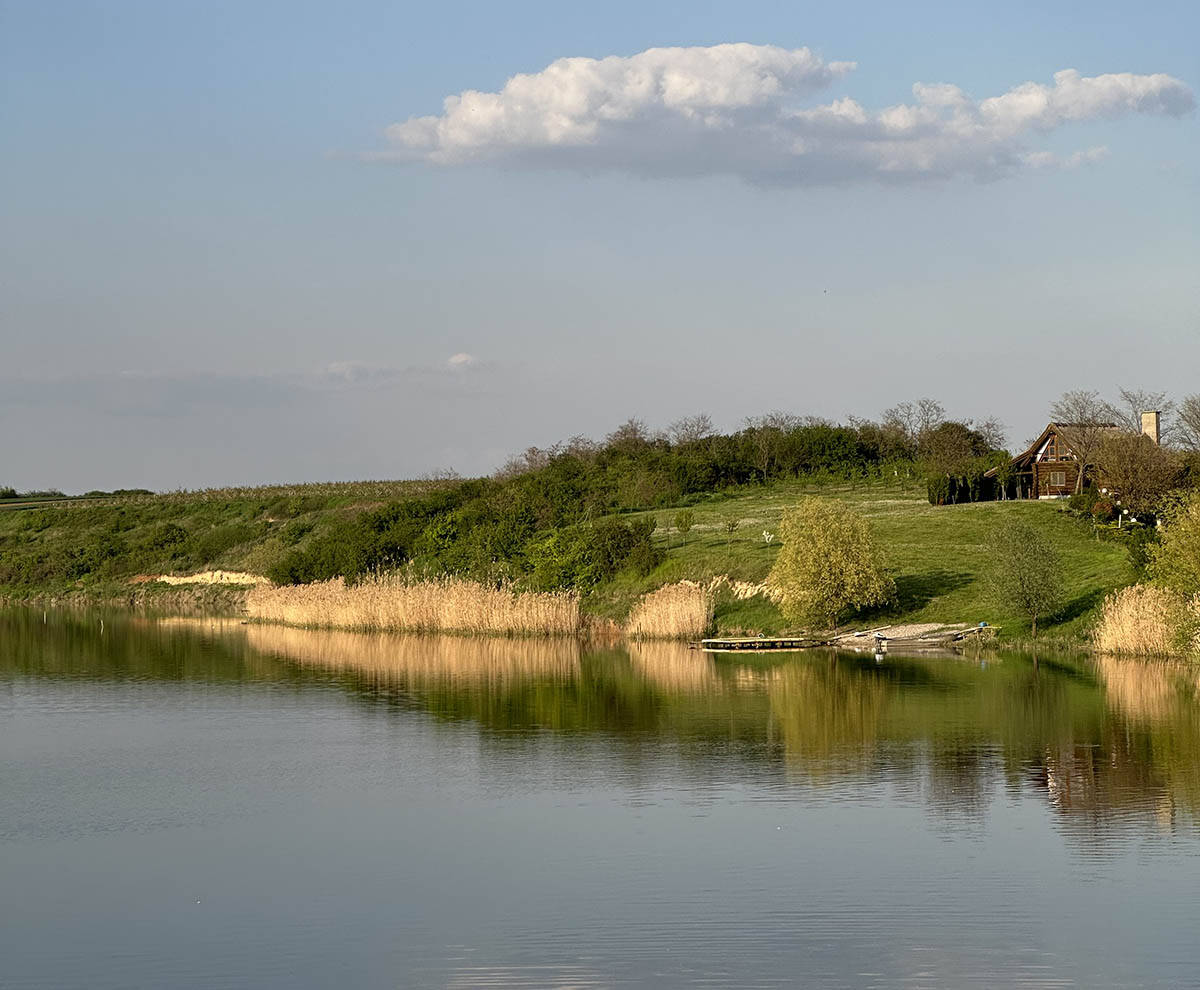 Pavlovačko jezero - hacijenda Novaka Đokovića (3).jpg