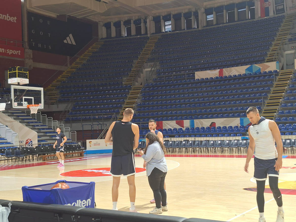 Trening reprezentacije Srbije pred Bosnu (1).jpg