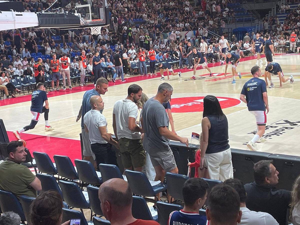 Natalija Jokić sa decom u Pioniru (3).jpg
