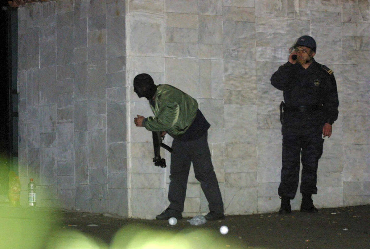 Hapšenje Slobodana Miloševića (2).jpg