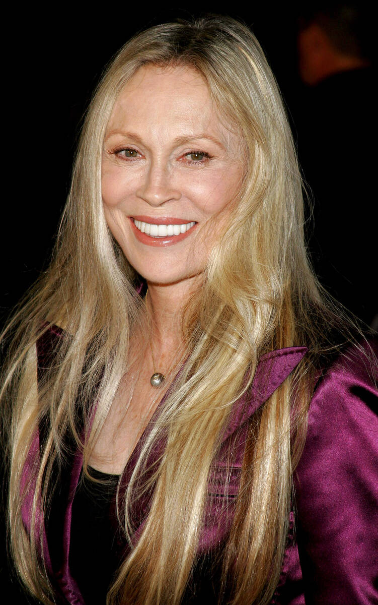 Faye Dunaway (5).jpg