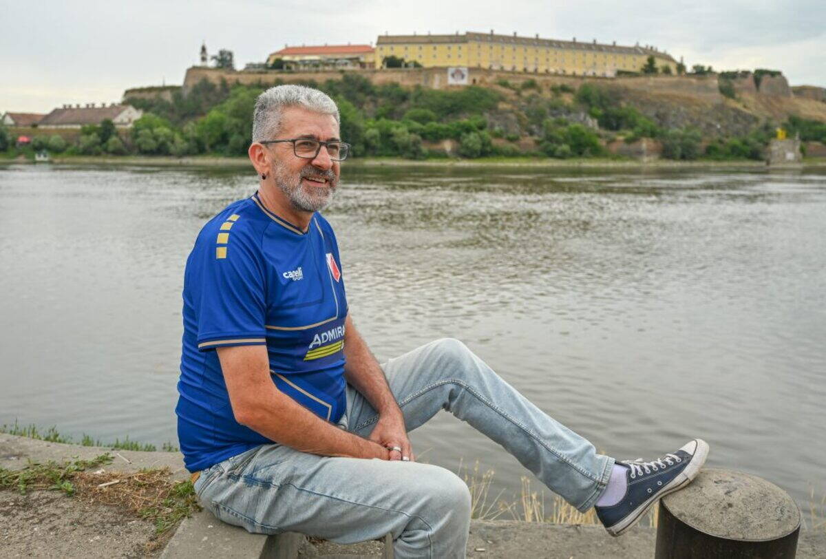 Spiker FK Vojvodina Dragan Jovičić Srba