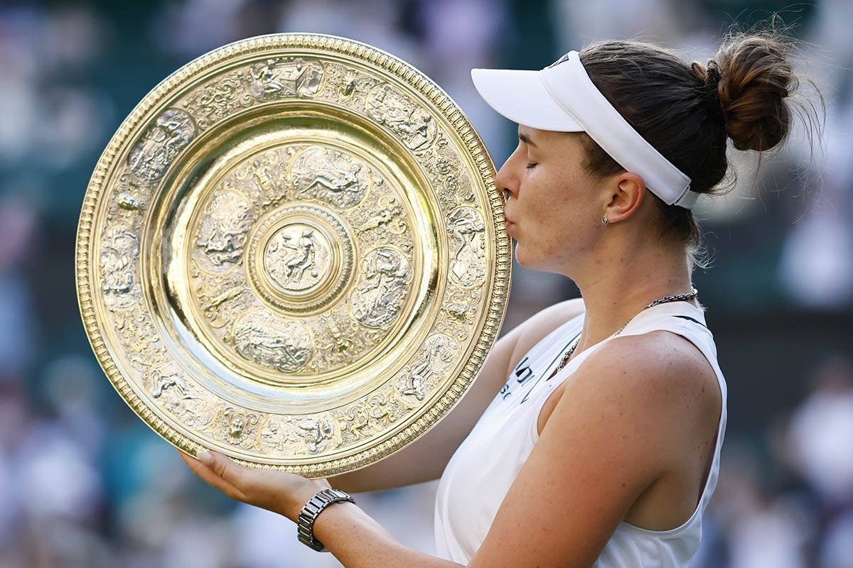 Linda Noskova šampionka Vimbldona 1.jpg