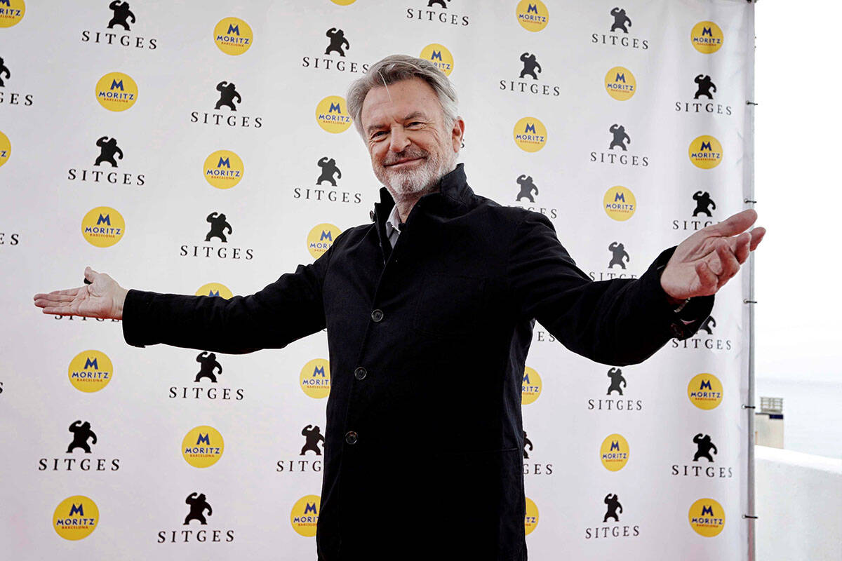 Sam Neill (2).jpg