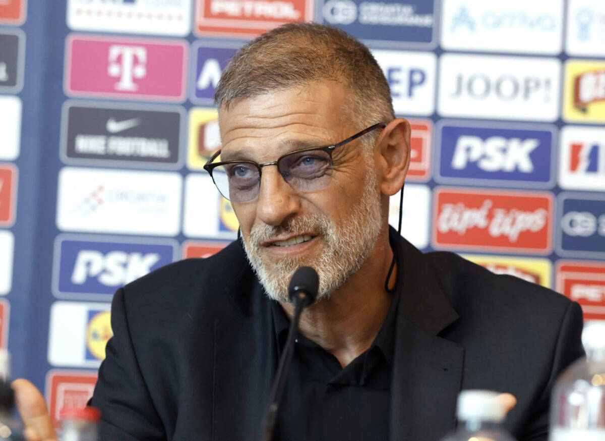Slaven Bilić na konferenciji za medije (2).jpg