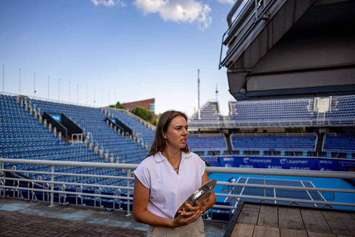 Linda Noskova (5).jpg