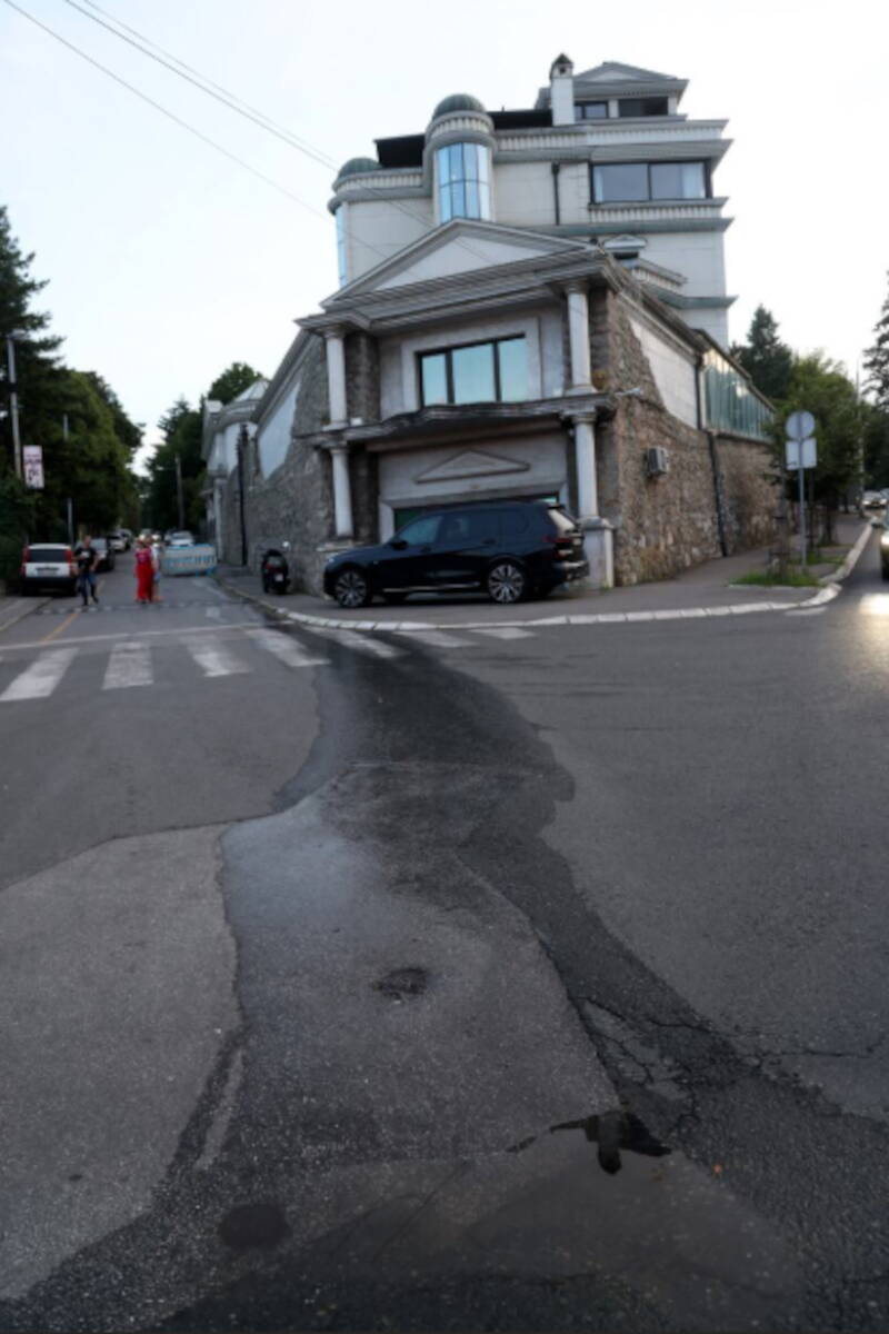Ceca Ražnatović vila poplava2.jpg