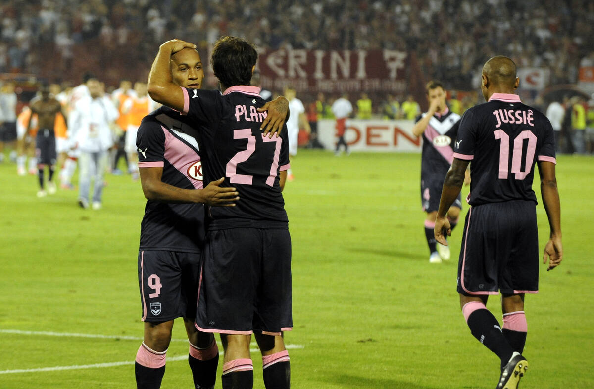 Crvena Zvezda - Bordo (12).jpg