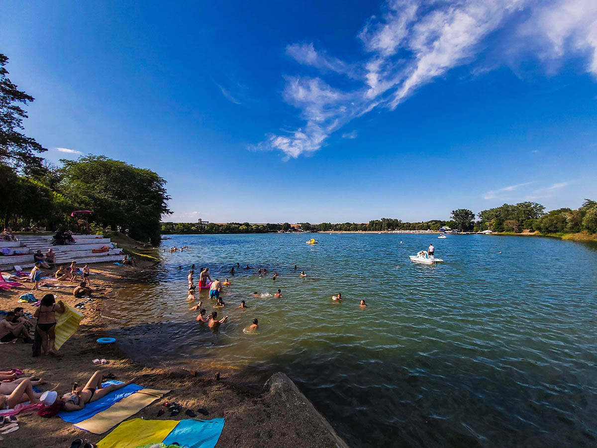 Gradsko jezero, Bela Crkva (plaža Bora-Bora), Uglješa Kuželka copy.jpg