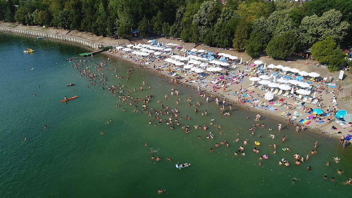 Plaža gradsko jezero Bela Crkva 2, foto TOO Bela Crkva copy.jpg