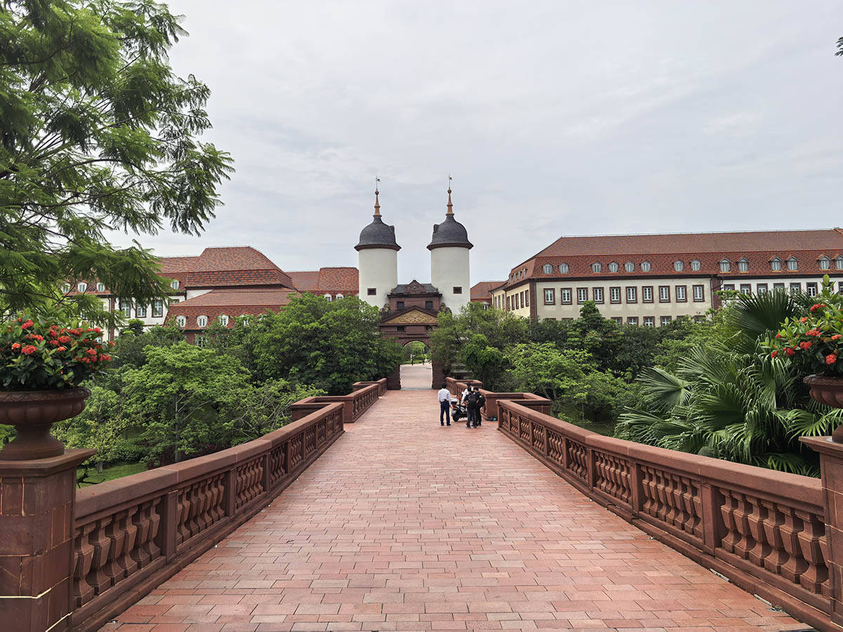 Huawei grad (10).jpg