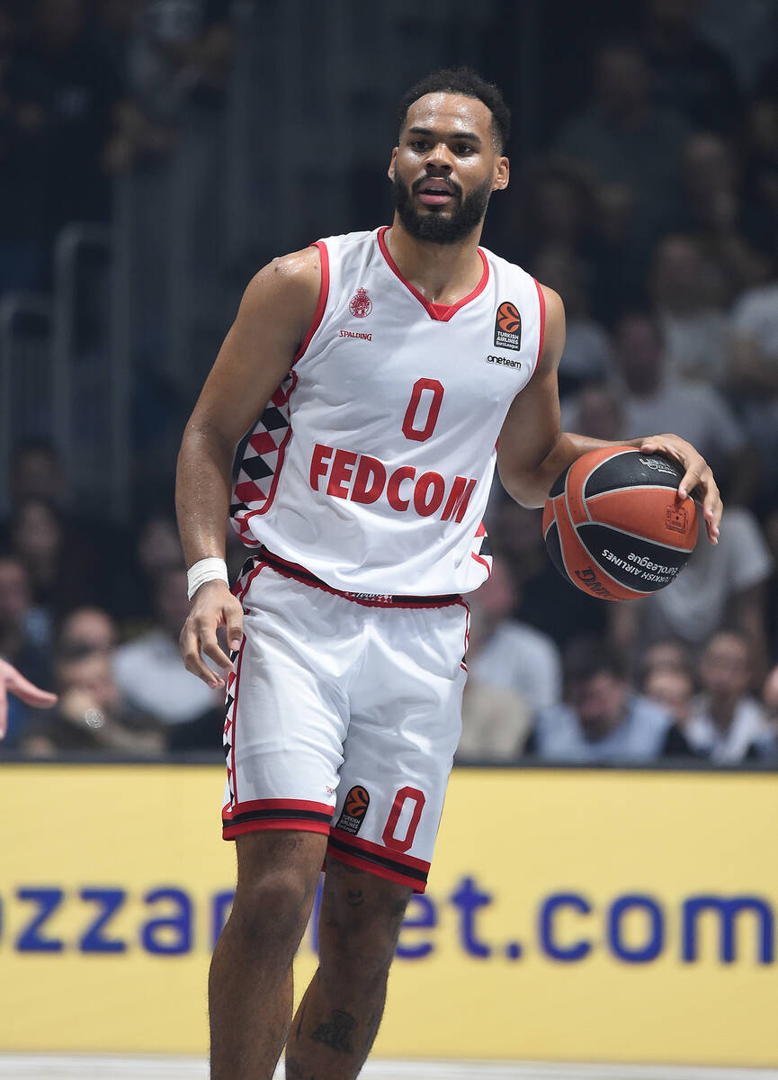 Elie Okobo (4).jpg