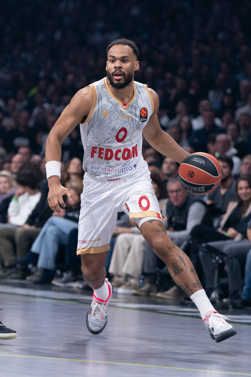 Elie Okobo (7).jpg