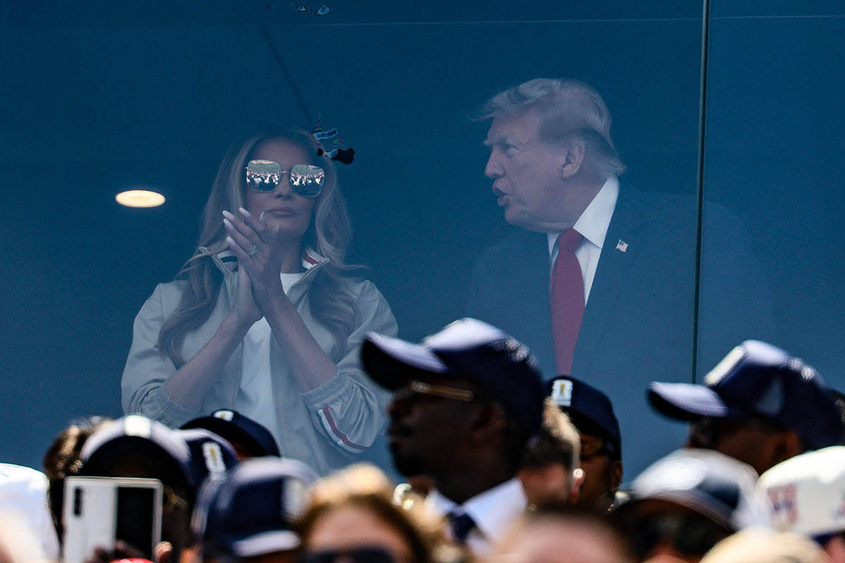 Donald Tramp na finalu Svetskog prvenstva (4).jpg