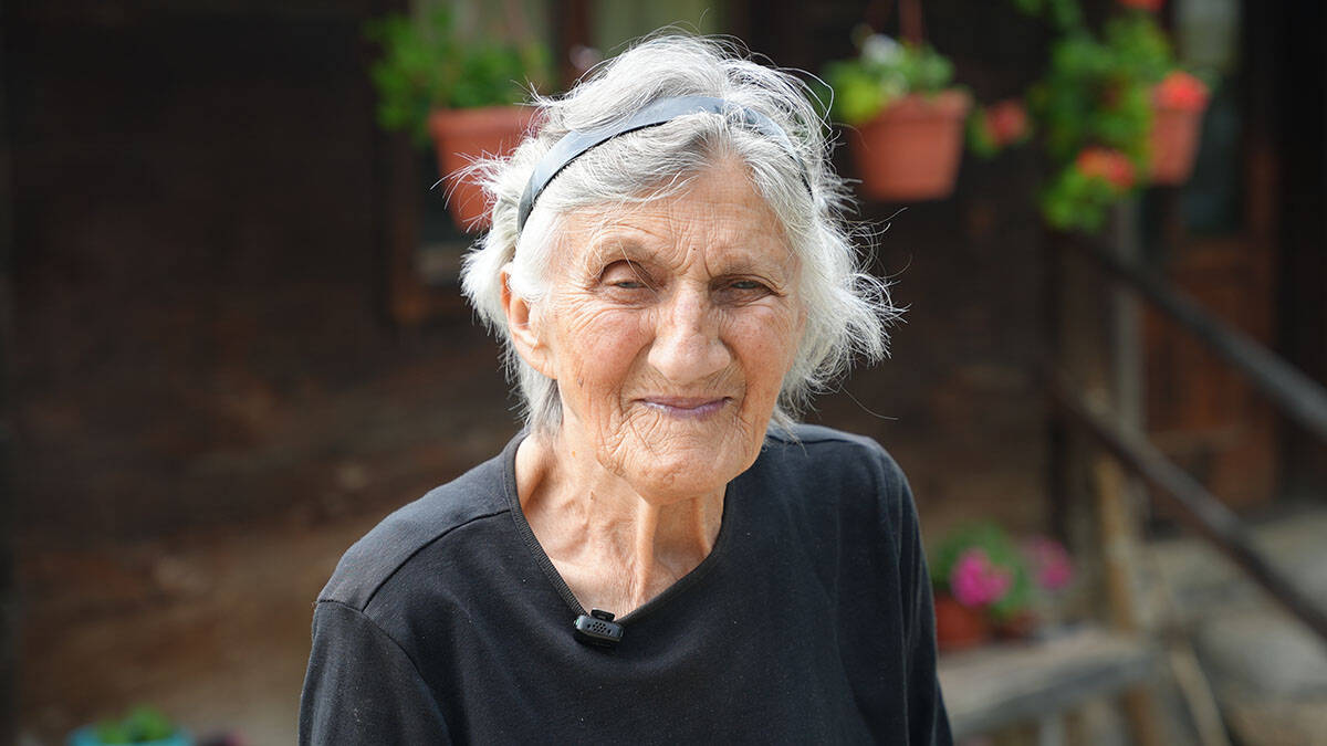 Baka Olga nosila sina Predraga ceo njegov život na rukama (1).jpg