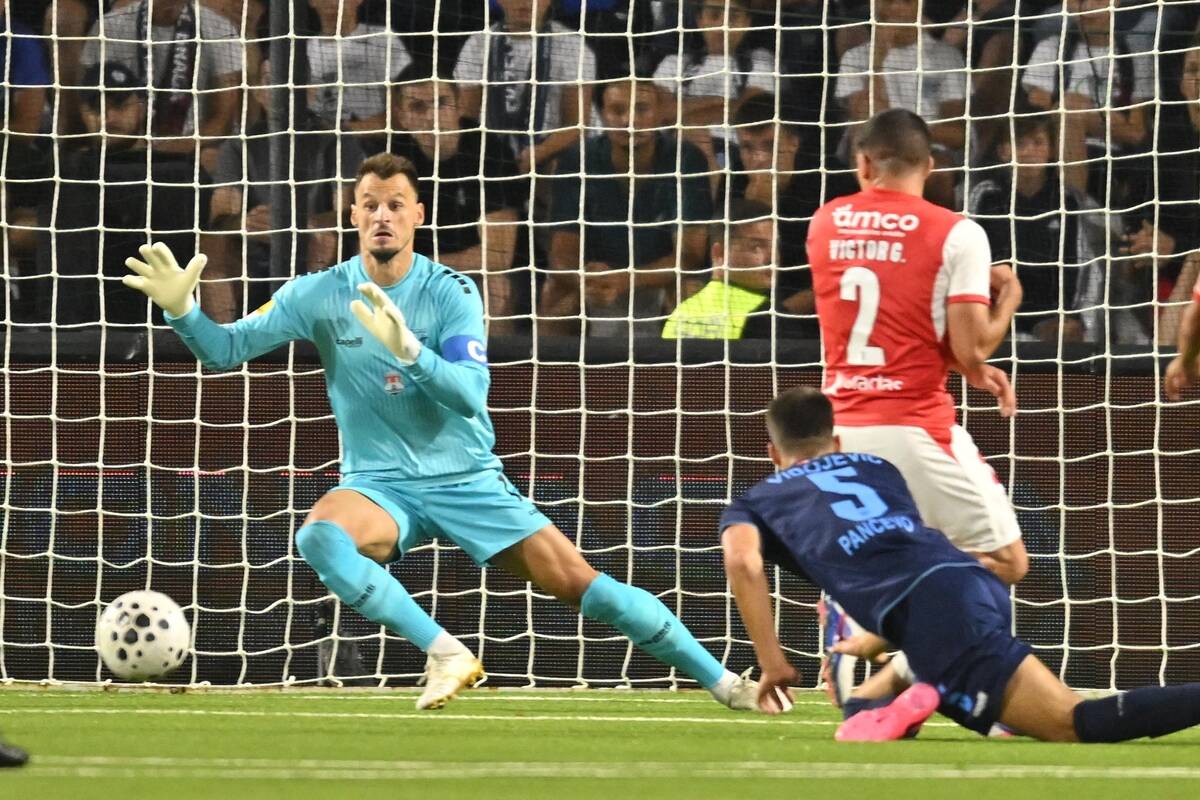 Železničar - Braga 2.JPG