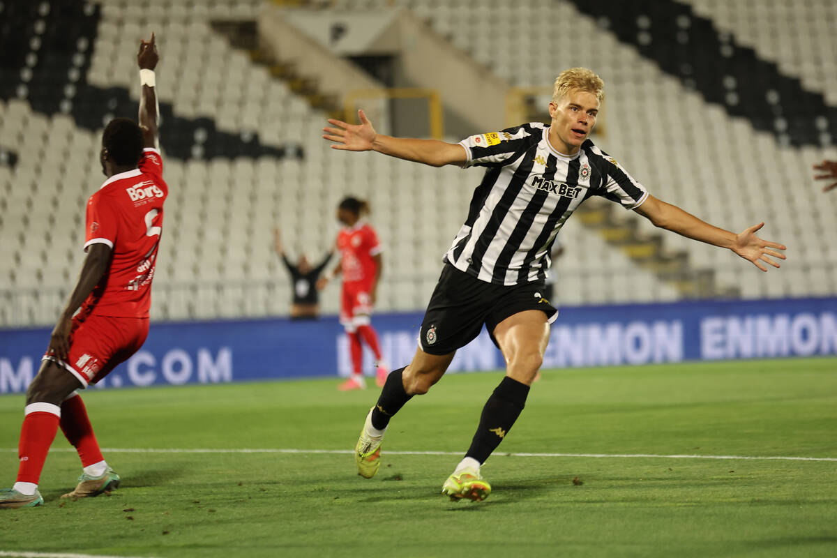 Partizan - Una Štrasen (5).jpg