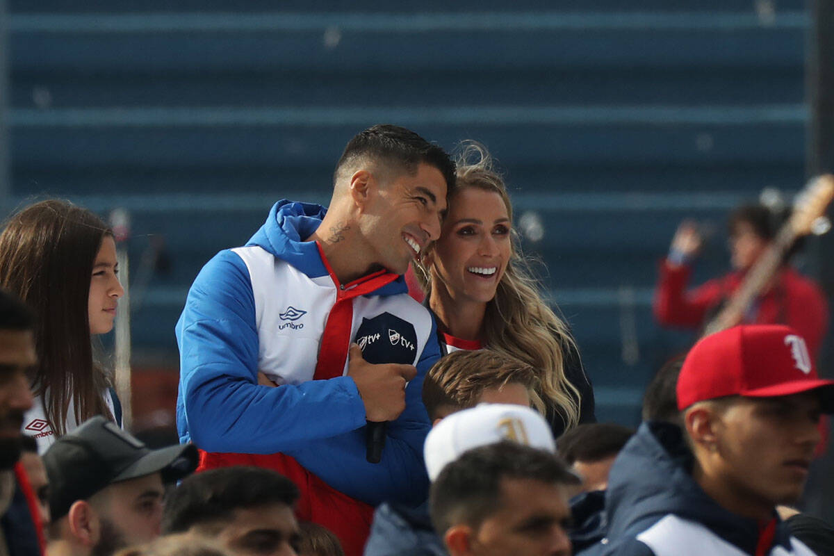 Sofija Balbi i Luis Suarez (7).jpg