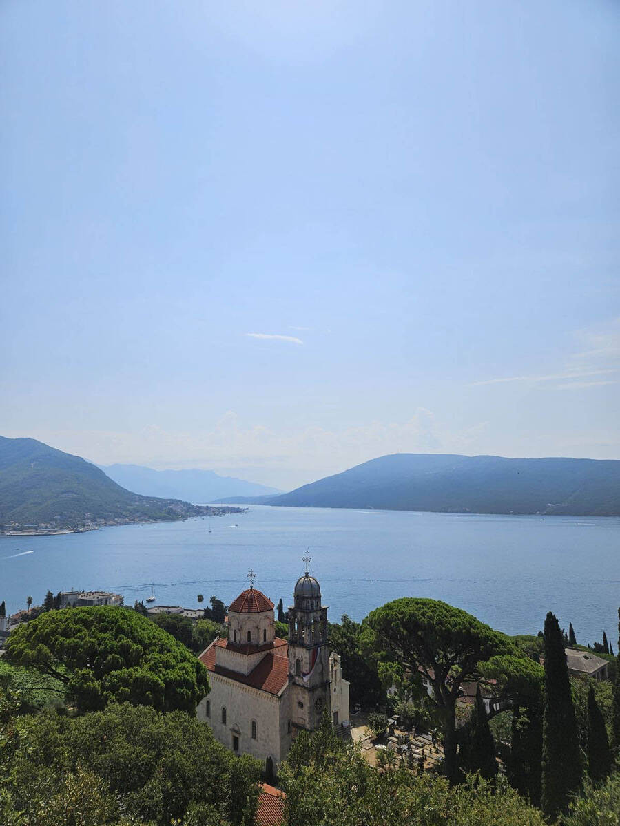 Manastir Savina