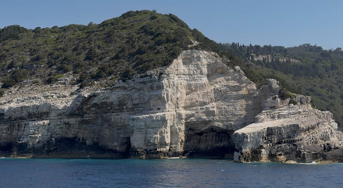 pećina Blue Cave (5).jpg