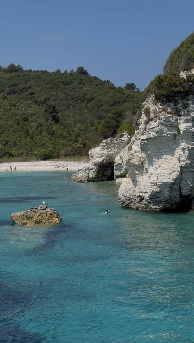 Antipaxos (9).jpg