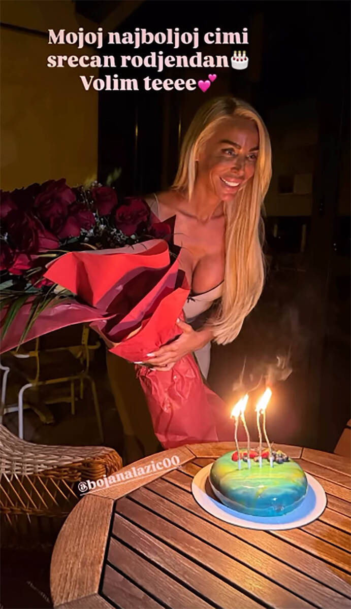Bojana Lazić proslavila jubilarni 40. rođendan  (4).jpg