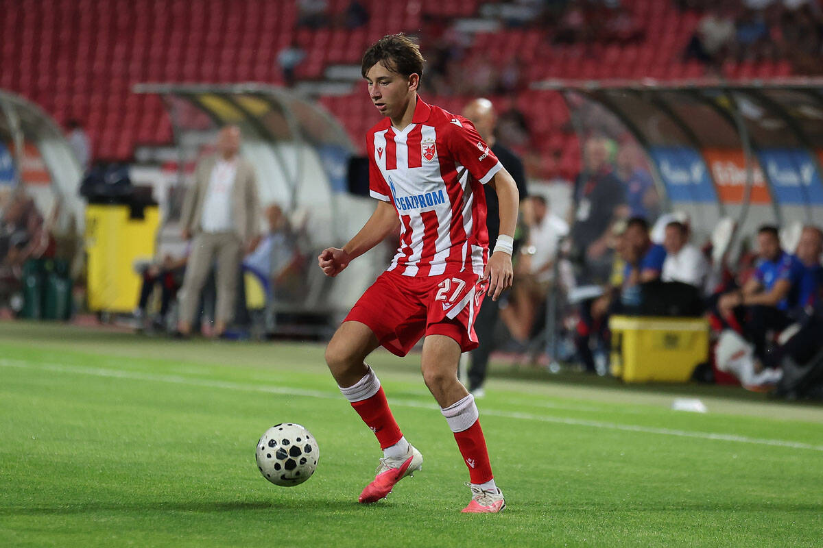 Crvena Zvezda - Larn  (6).jpg
