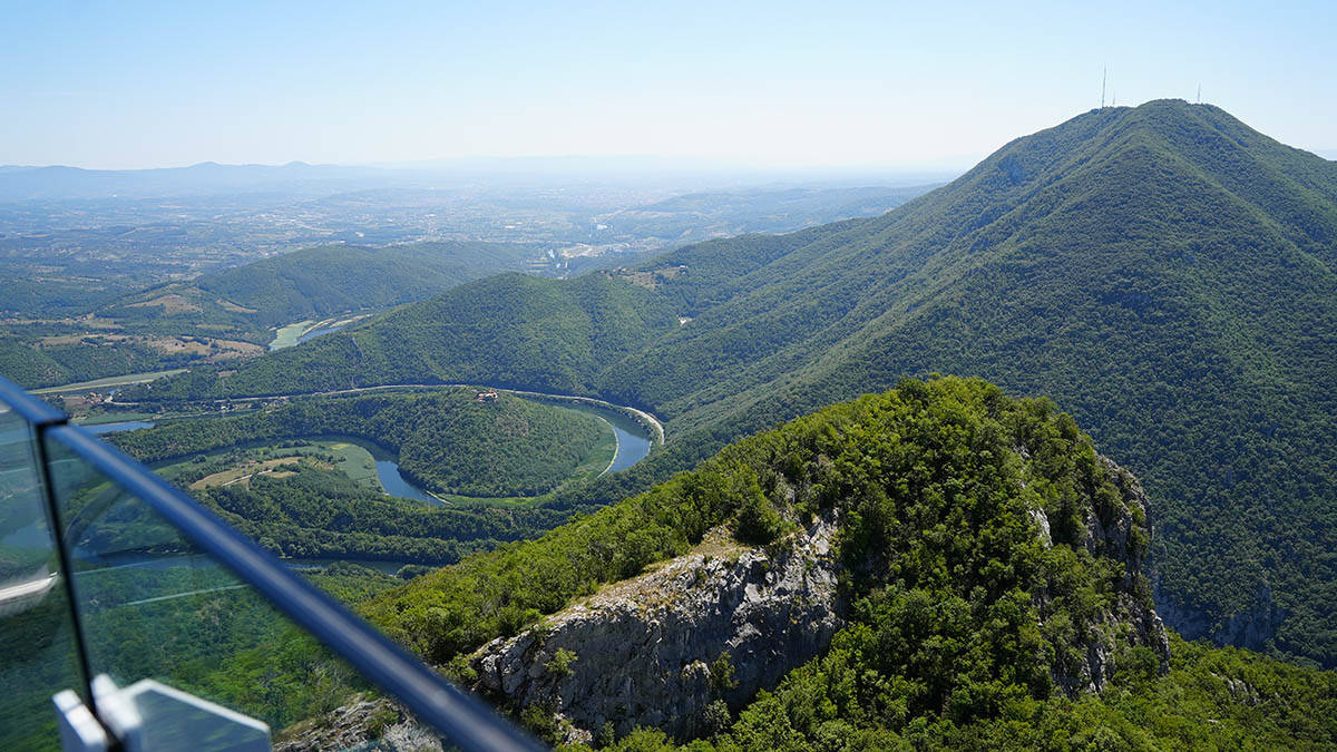 Stakleni vidikovac na Kablaru (11).jpg