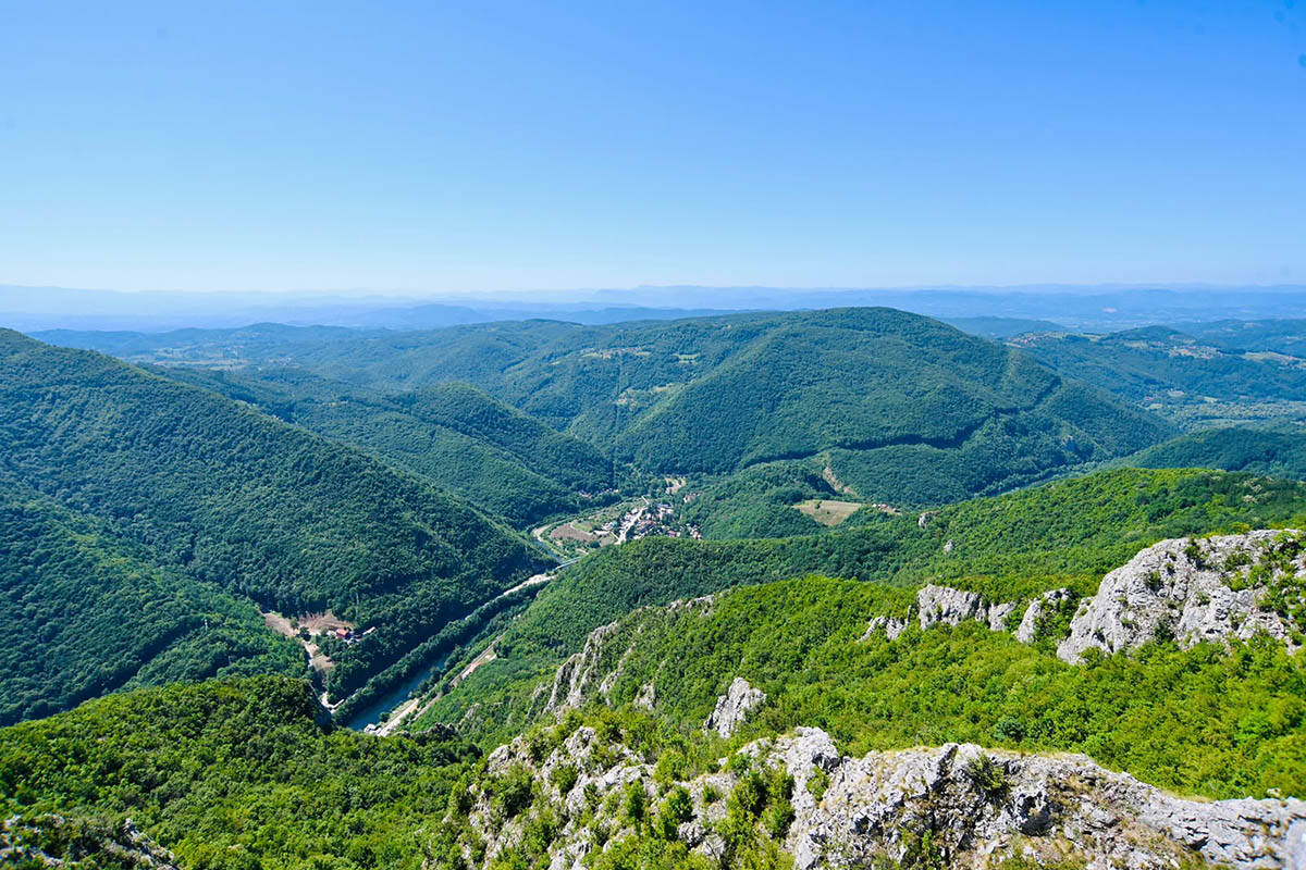 Stakleni vidikovac na Kablaru (7).jpg