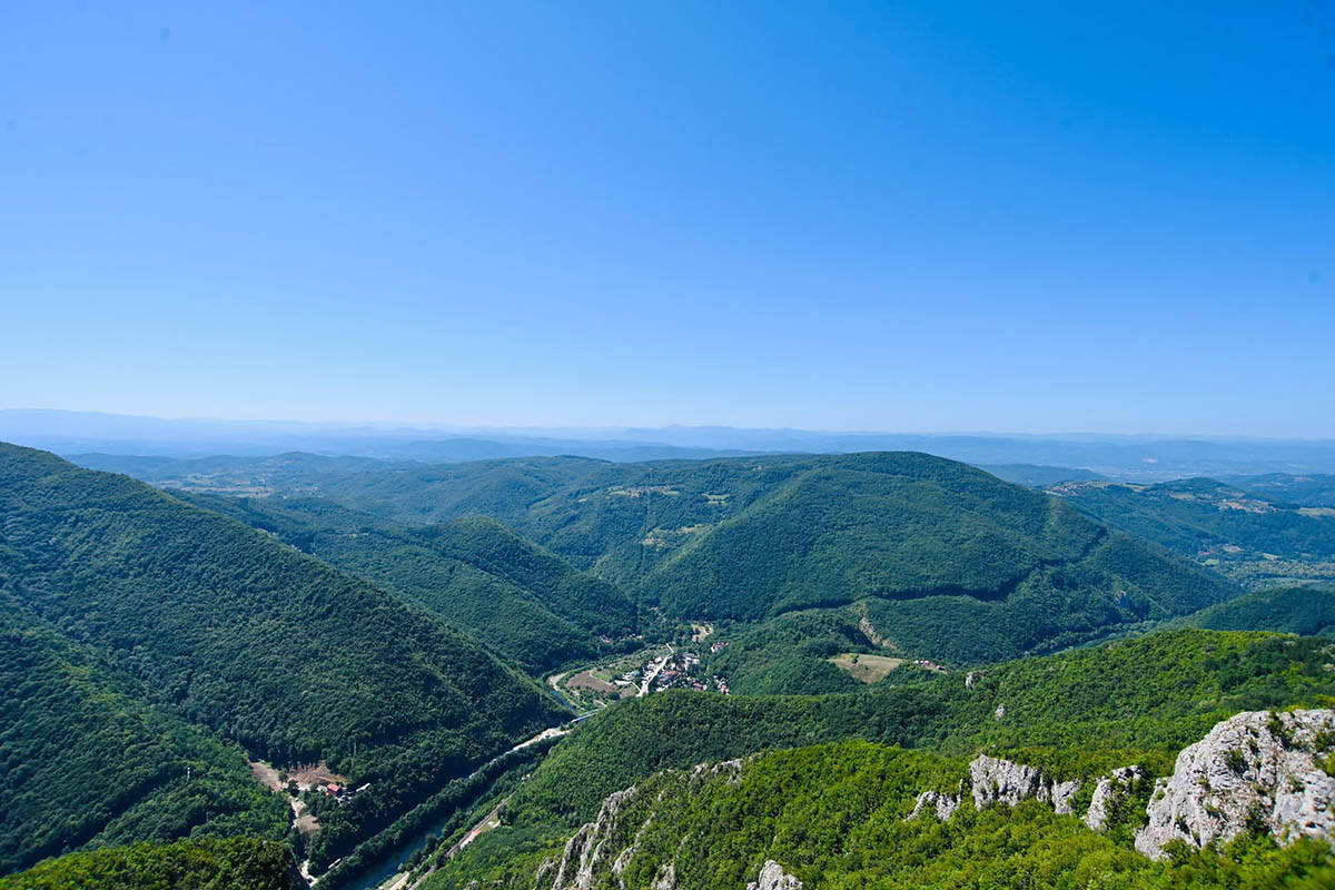 Stakleni vidikovac na Kablaru (8).jpg