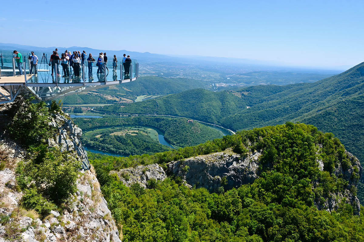 Stakleni vidikovac na Kablaru (10).jpg