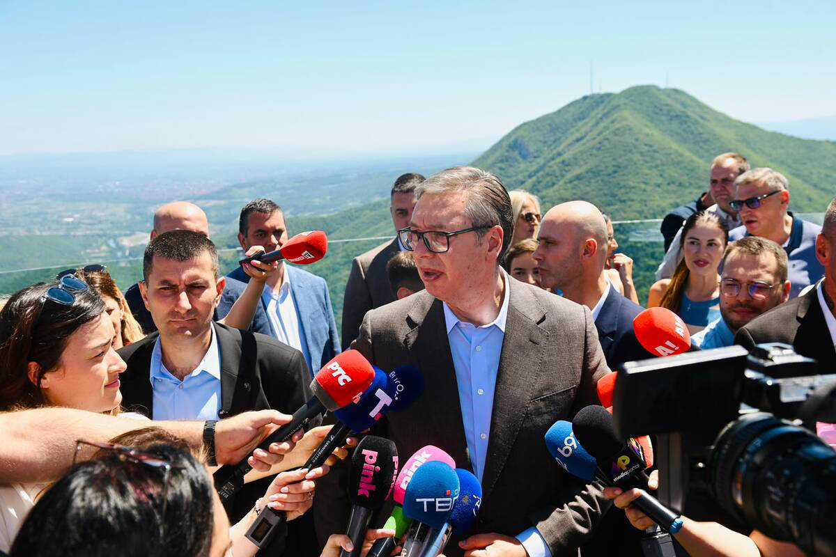 Vučić na Kablaru (3).jpg