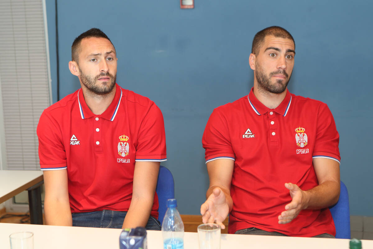 Dejan Majstorović na konferenciji za medije