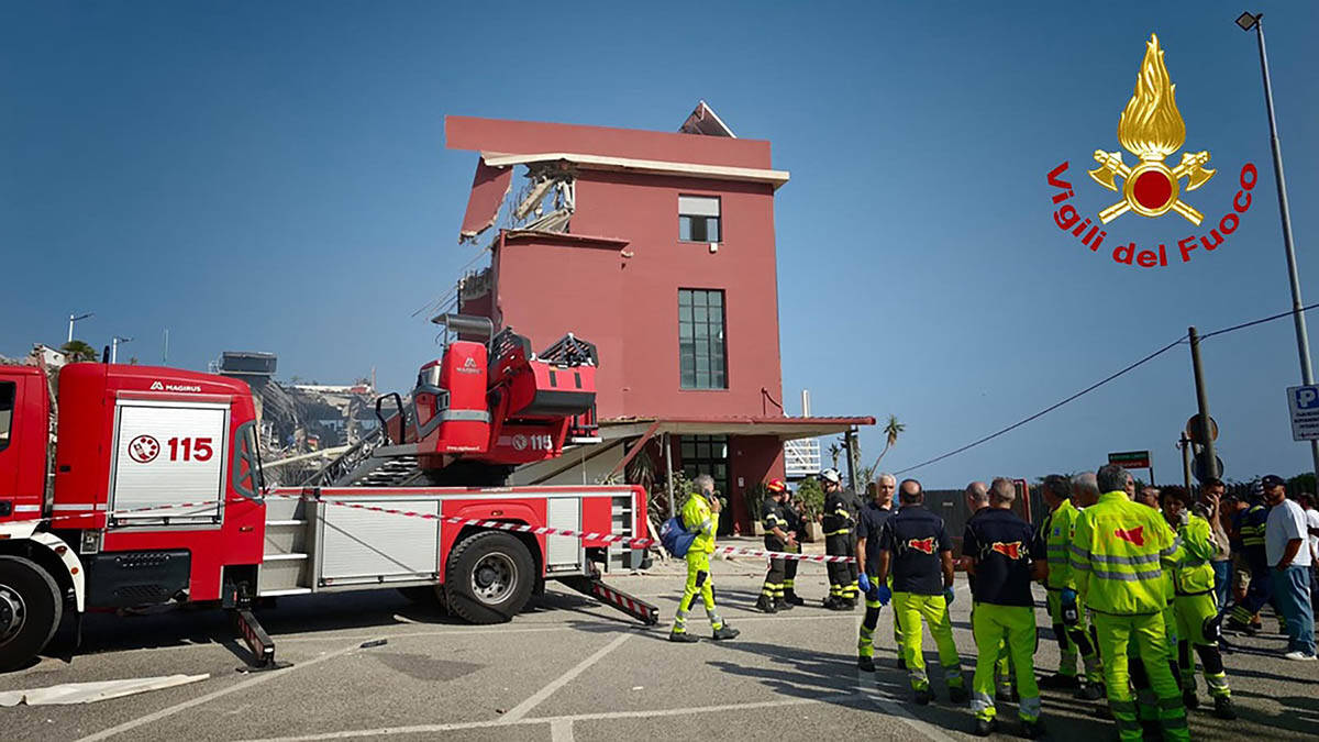 Srušila se zgrada na Siciliji (4).jpg