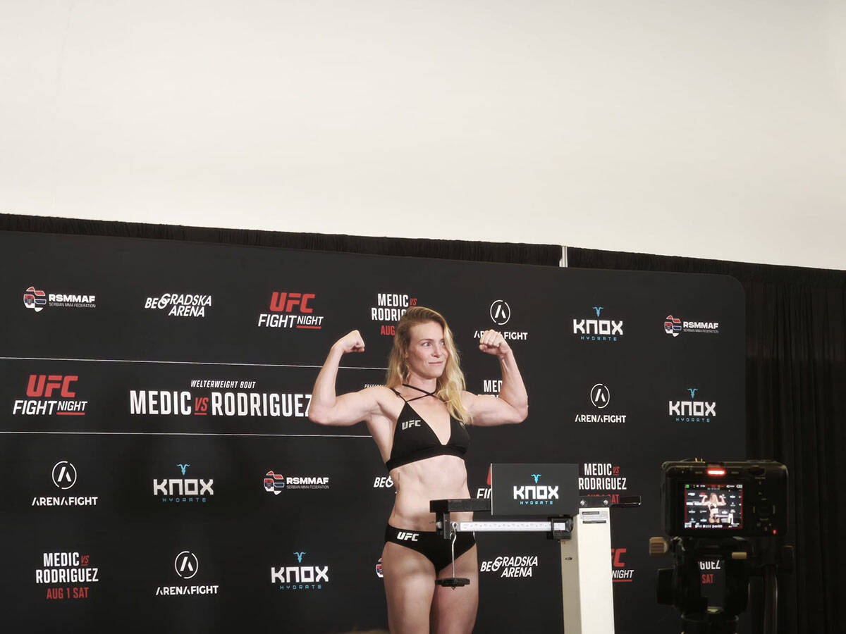 Takmičarka Hejli Kauvan pred UFC Beograd.