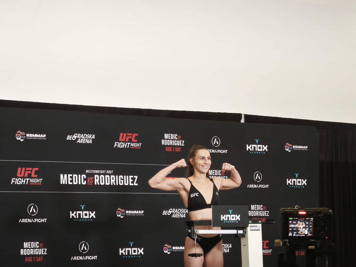 Predstavnica Srbije Marina Spasić pred UFC Beograd.