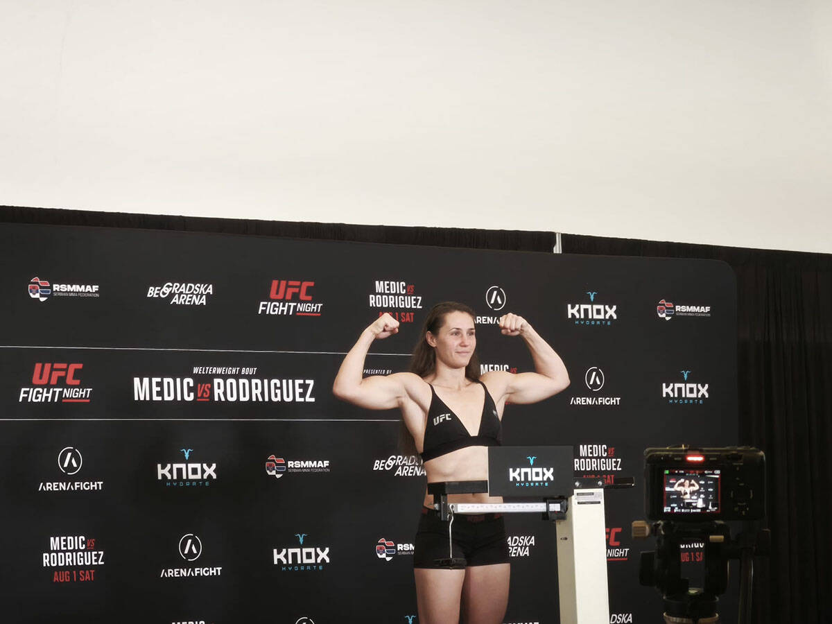 Predstavnica Srbije Nina Milošević pred UFC Beograd.