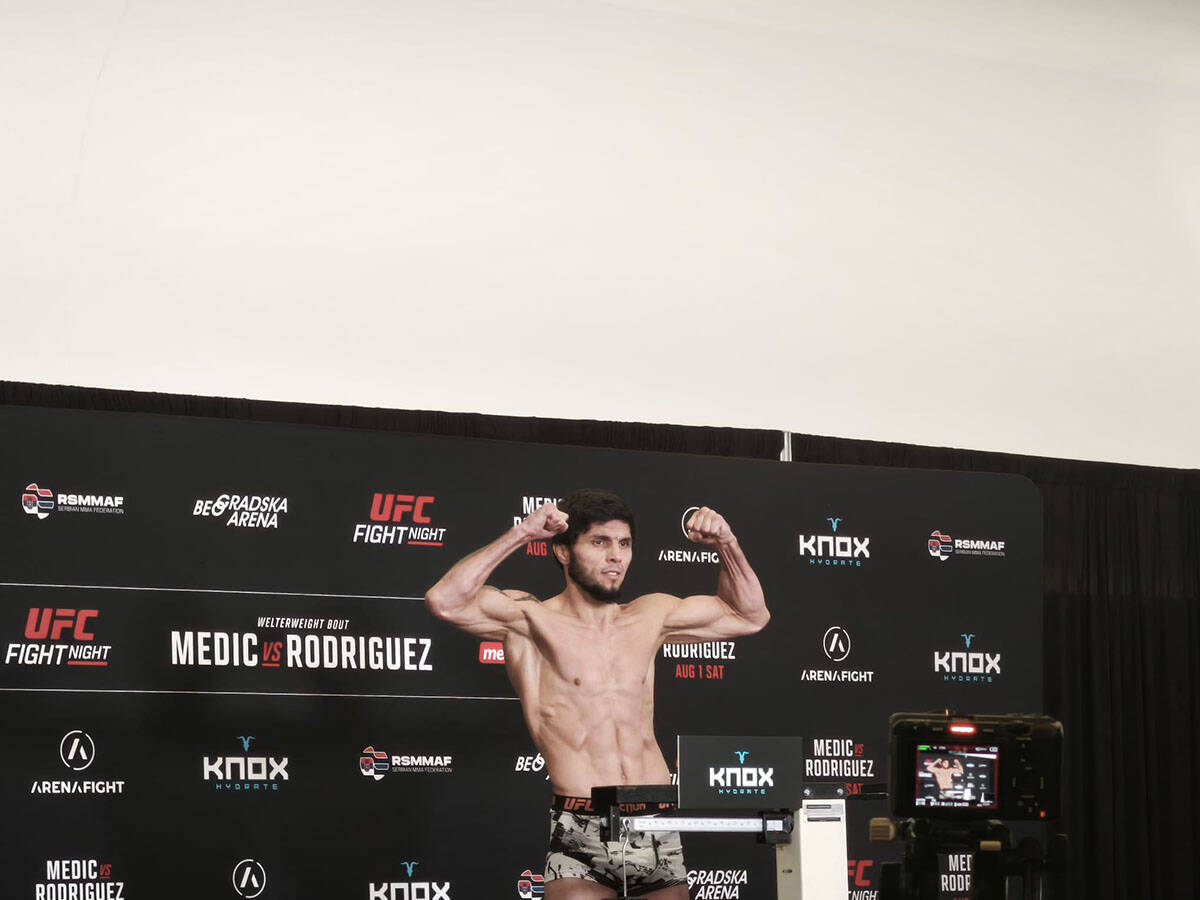 MMA borac Tofik Musajev.