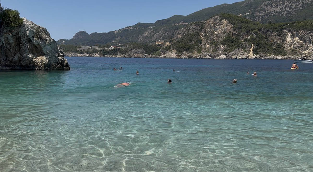 Rovinia beach (7).jpg