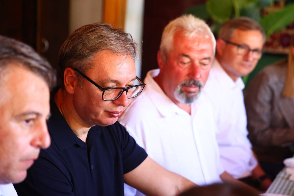 Aleksandar Vučić (3).jpeg