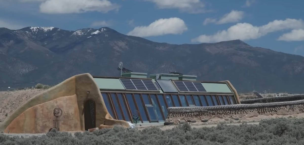 Earthship kuće (4).jpg