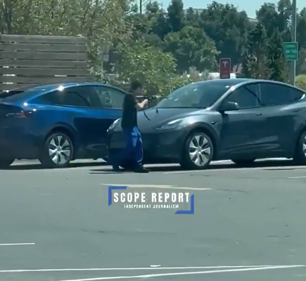 Pucnjava u tržnom centru u Ajdahu (3).jpg